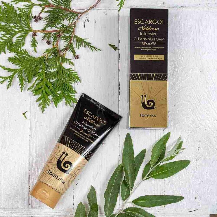 Farmstay Escargot Noblesse Intensive Cleansing Foam