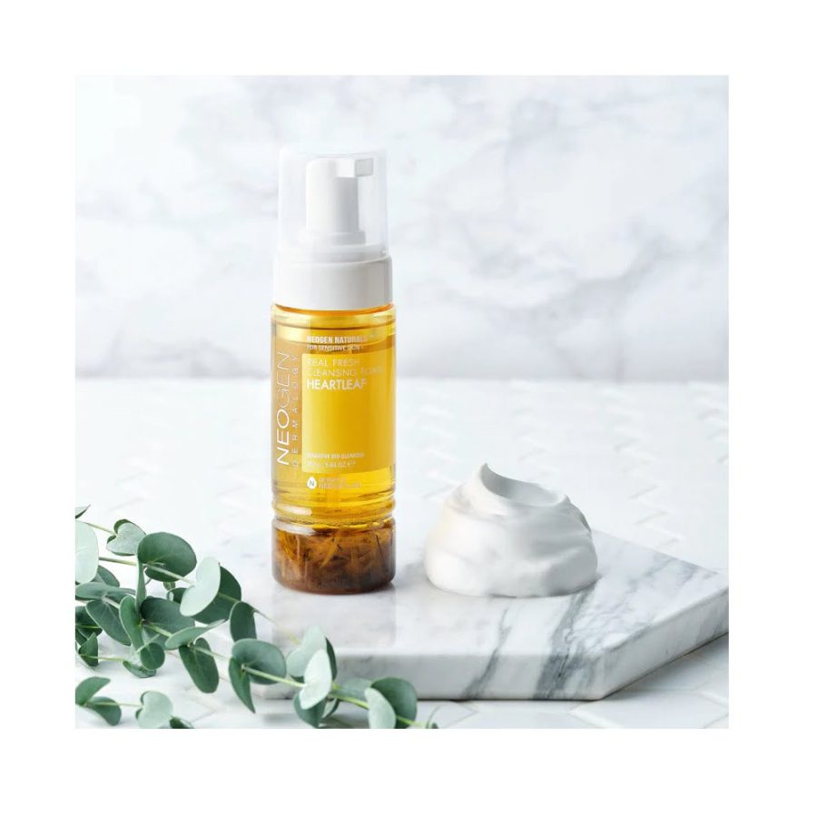 Neogen Real Fresh Foam Heartleaf