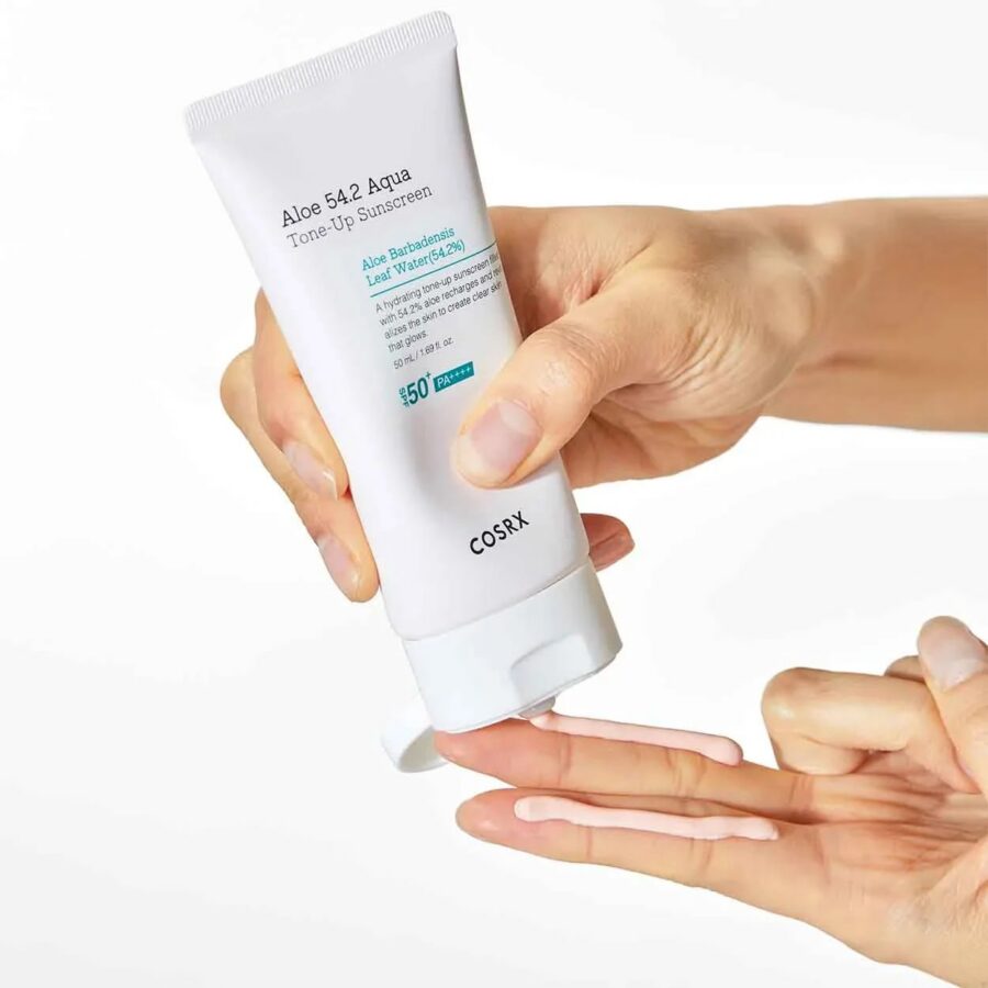 COSRX Aloe 54.2 Aqua Tone-Up Sunscreen